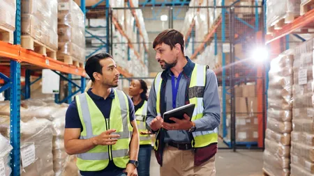 Peste 600 de muncitori vor deveni șomeri după închiderea unei fabrici din România. Vor fi nevoiți să-și caută JOBURI într-un climat economic dificil