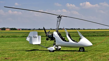 Un girocopter s-a prăbușit imediat după decolare, iar pilotul a murit. 