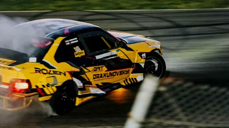 S-a scris istorie la Transilvania Motor Ring: Gabi Imre Jr. câștigă prima etapă de drift desfășurată integral noaptea