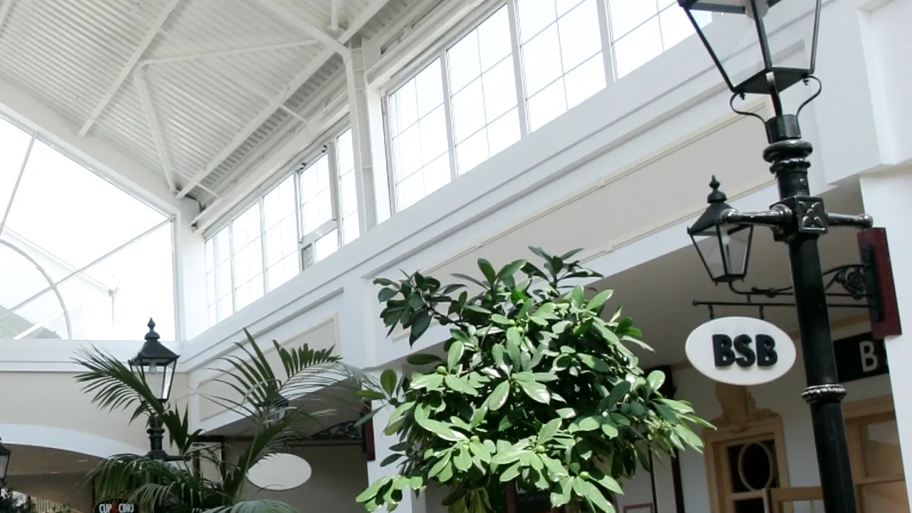 Retailerul de modă BSB va deschide până la sfârșitul lunii iunie două magazine în România