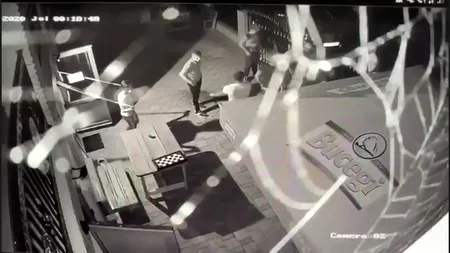 Bărbat din Botoșani, ucis pentru că ar fi cerut o țigară. Agresorul l-a lovit cu o rangă