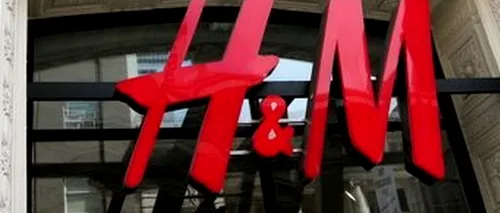 Compania H&M, acuzată că a copiat modele de ținute de la Balenciaga, Celine și Kenzo