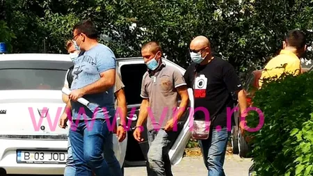 CRIMĂ ODIOASĂ. Doi frați și-au ucis unchiul despincându-i capul cu securea! Recidiviștii sunt considerați „oamenii Diavolului pe pământ”