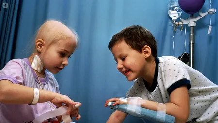 Peste 400 de copii ucraineni bolnavi de cancer au fost evacuați pentru tratament în străinătate