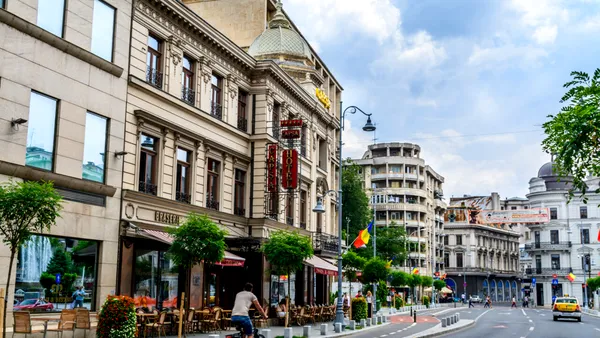 Calea Victoriei este pietonală, duminică, 28 iunie. Ce puteți face în această seară, în București