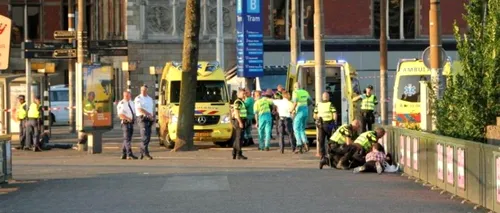 Incident grav în Amsterdam. 8 răniți după ce o mașină a intrat în trecători în zona Gării Centrale