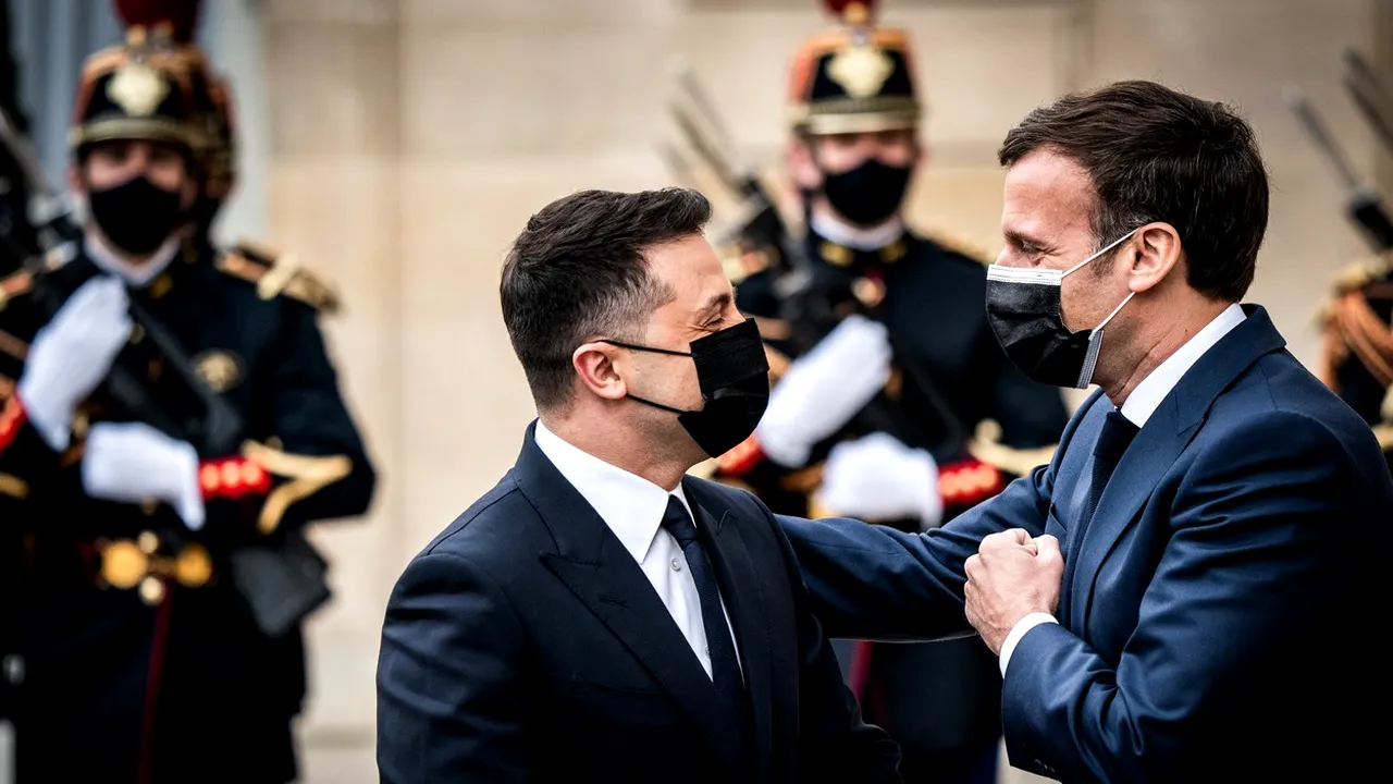 „Pace contra teritorii”. Propunerea lui Macron care-i face pe plac lui Putin şi sfâşie Ucraina