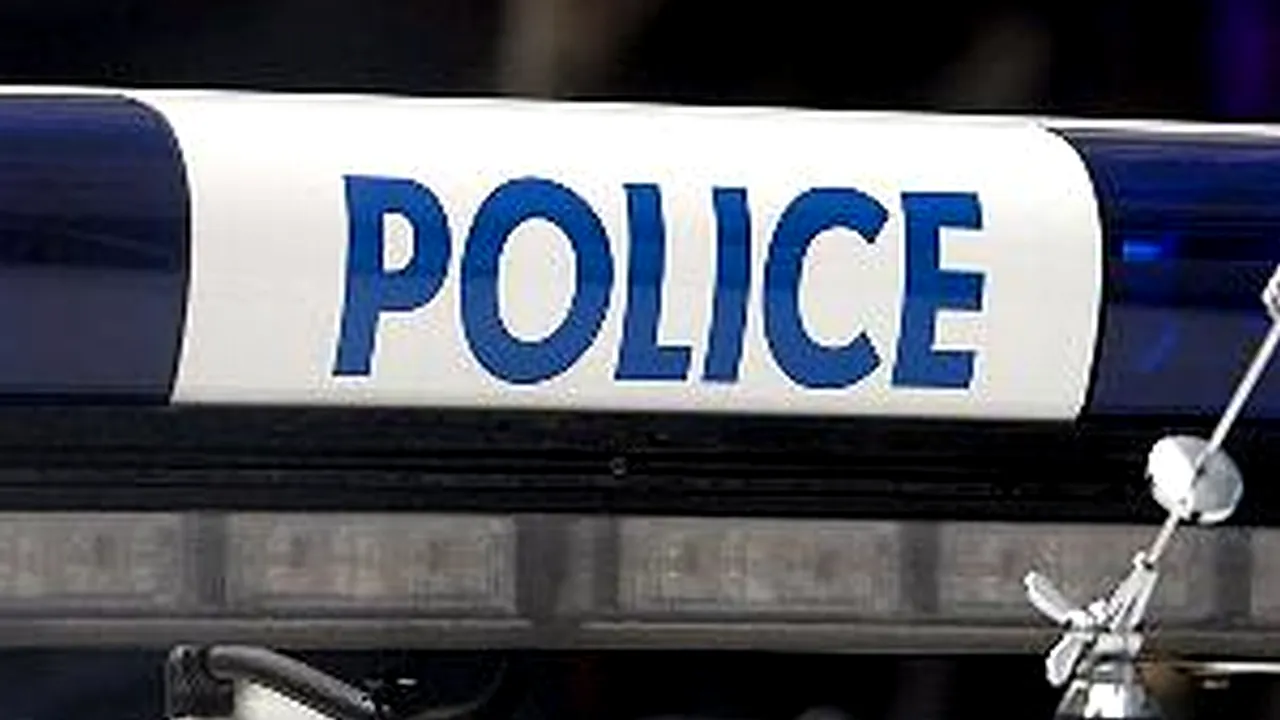 UPDATE Cele 18 persoane, luate ostatice într-un mall din apropierea Parisului, au fost eliberate
