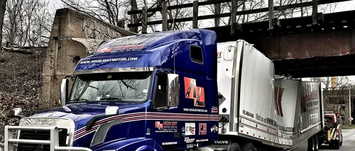 Șofer român de TIR, lăsat fără 1.300 de litri de motorină, pe o autostradă din Franța