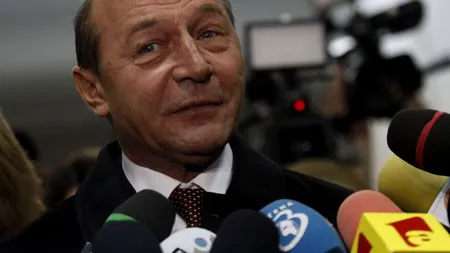CONSULTĂRI simultane pentru premier. Băsescu l-a invitat din greșeală și pe DD, apoi l-a scos din listă