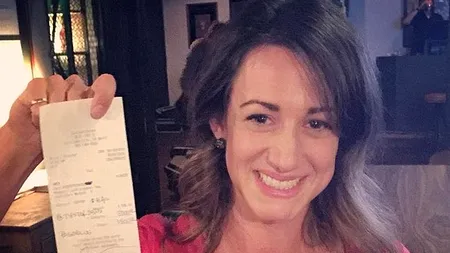 Surpriză pentru o chelneriță din SUA, în momentul în care un client i-a plătit nota