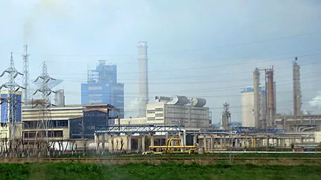 O petiție online împotriva Combinatului chimic Azomureș va fi înaintată Comisiei Europene