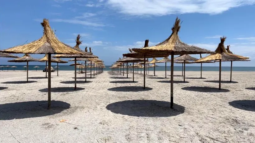 FOTO | Operatorii de plajă din stațiunea Mamaia, DISPERAȚI de taxele pentru amplasarea beach-barurilor: „Au explodat și suntem în ilegalitate”