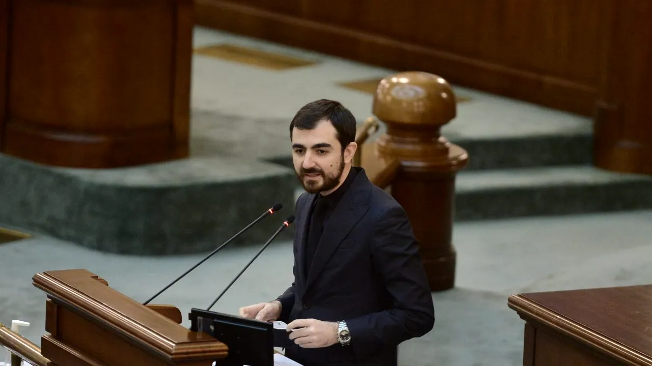 Claudiu Năsui, după demiterea lui Vlad Voiculescu: „Azi, mafia din sistemul de sănătate de stat a câştigat din nou”