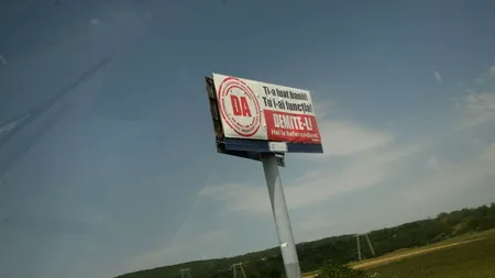 REFERENDUM 2012. Ce este în neregulă în această fotografie