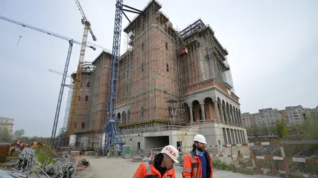 TĂIERI de la SPITALE, RADET și STB. Primăria Capitalei vrea să mai dea 10 milioane de lei pentru Catedrala Mântuirii Neamului
