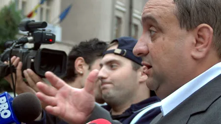 Generalul care l-ar fi informat pe Hrebenciuc despre interceptări a fost adus în această seară la DNA. UPDATE