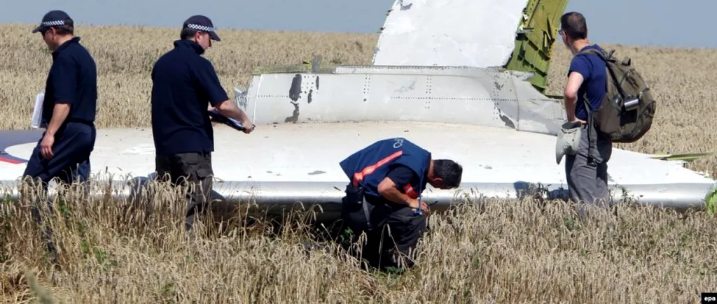 A început procesul principal în cazul doborârii avionului Malaysia Airlines MH 17. Cele trei întrebări-cheie rămase, încă fără răspuns