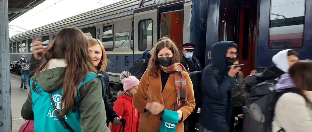 VIDEO | Guvernul a aprobat mai multe facilităţi pentru transportul persoanelor care vin din Ucraina - DOCUMENT
