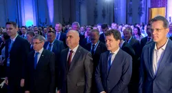 Liberalii îl votează pe Ilie Bolojan pentru funcția de PREȘEDINTE / NICUȘOR DAN, la Congresul PNL: E un partid care m-a invitat și am venit