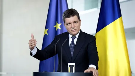 Alegeri în Republica Moldova. Nicușor Dan: „E o chestiune foarte serioasă, o zi DECISIVĂ” / „Este foarte important ca oamenii să iasă la vot”