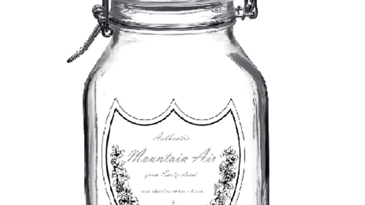 Un britanic vinde borcane cu aer curat din Alpi. Cât costă 