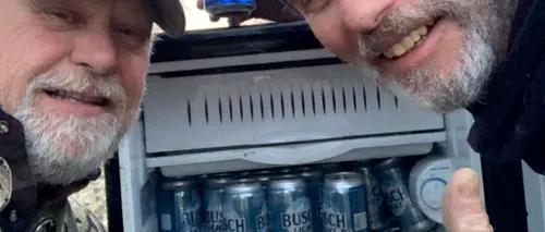 „Frigider magic, plin cu bere rece ca gheața, descoperit în drumul lor de doi bărbați care se întorceau obosiți de la muncă FOTO, VIDEO