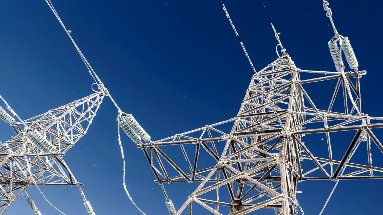 Sebastian Burduja: Suntem în contact permanent la nivelul Comandamentului energetic de iarnă