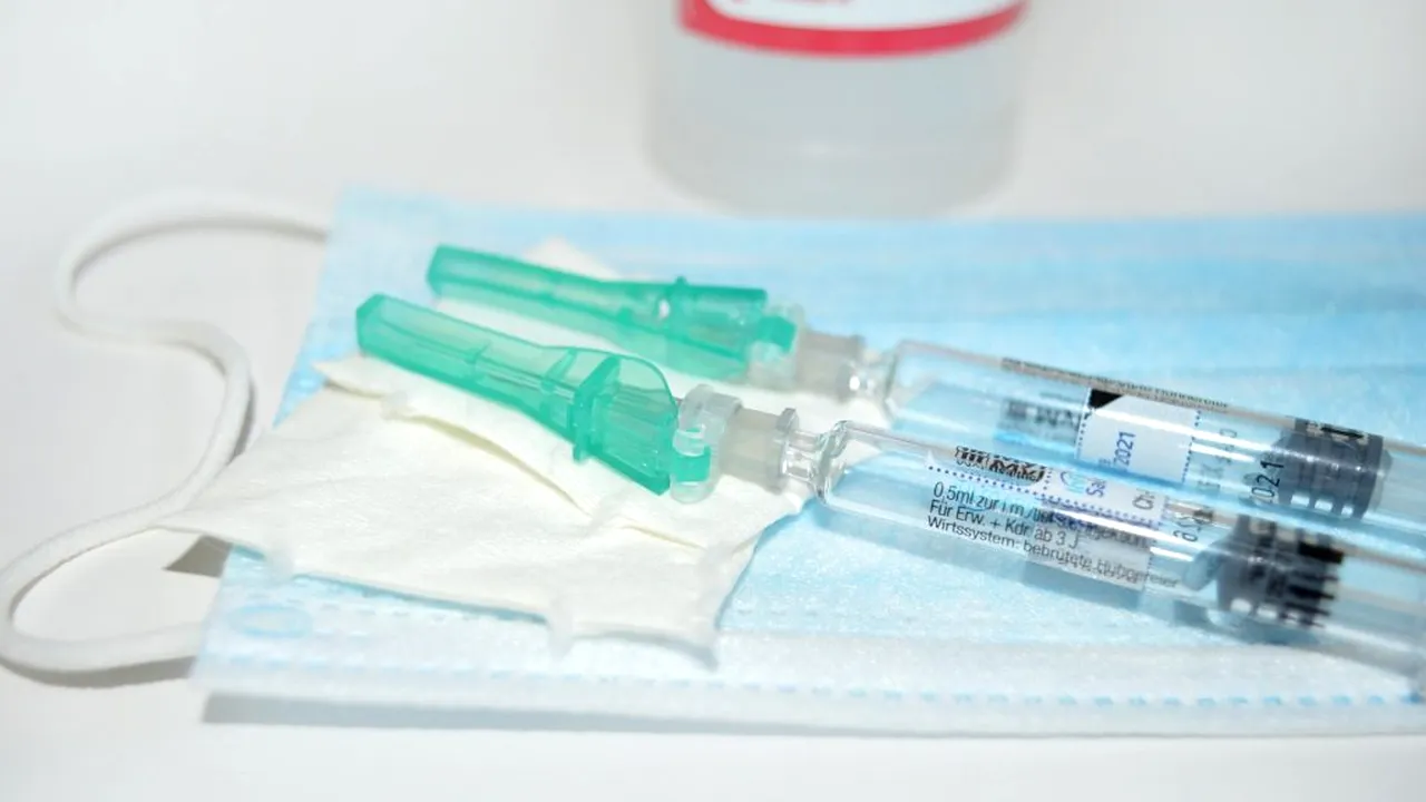 Medic de familie: „Vaccinul antigripal nu face minuni şi nu imunizează pe oricine şi oricum”