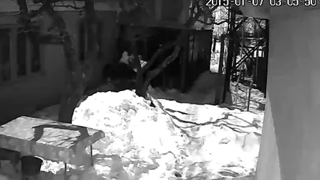 Un meteorit a trecut, noaptea trecută, deasupra României. Imaginile care au rămas în urma lui