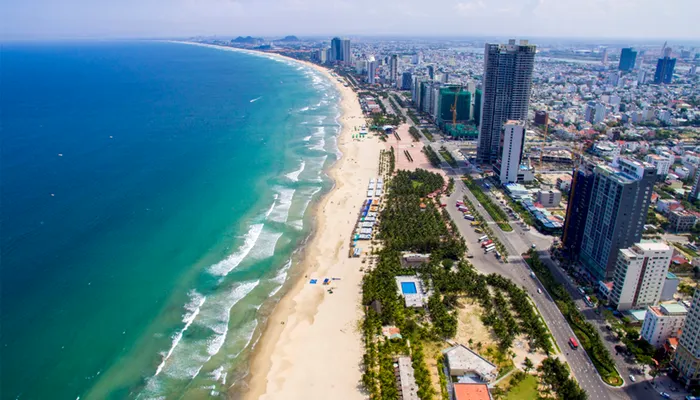 Orașul de pe litoral supranumit „cel mai ieftin loc din lume”