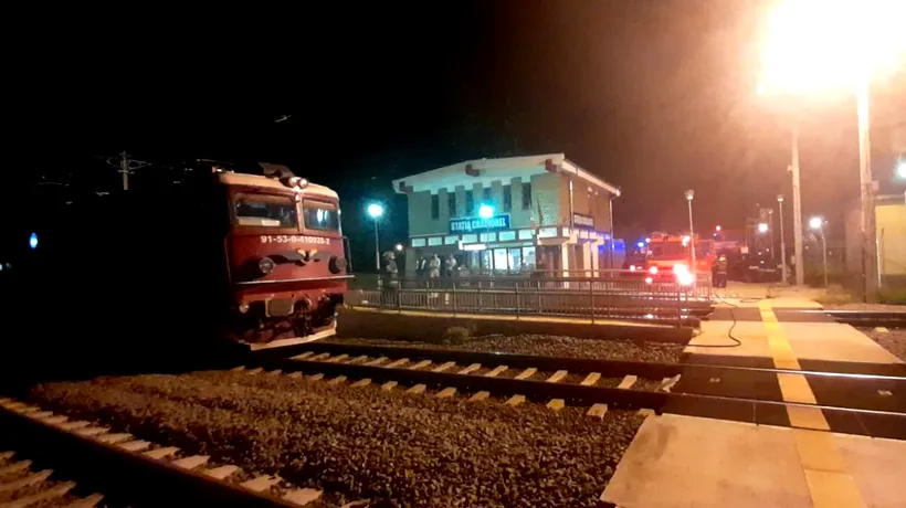 Locomotiva trenului București-Viena a luat foc, în județul Alba