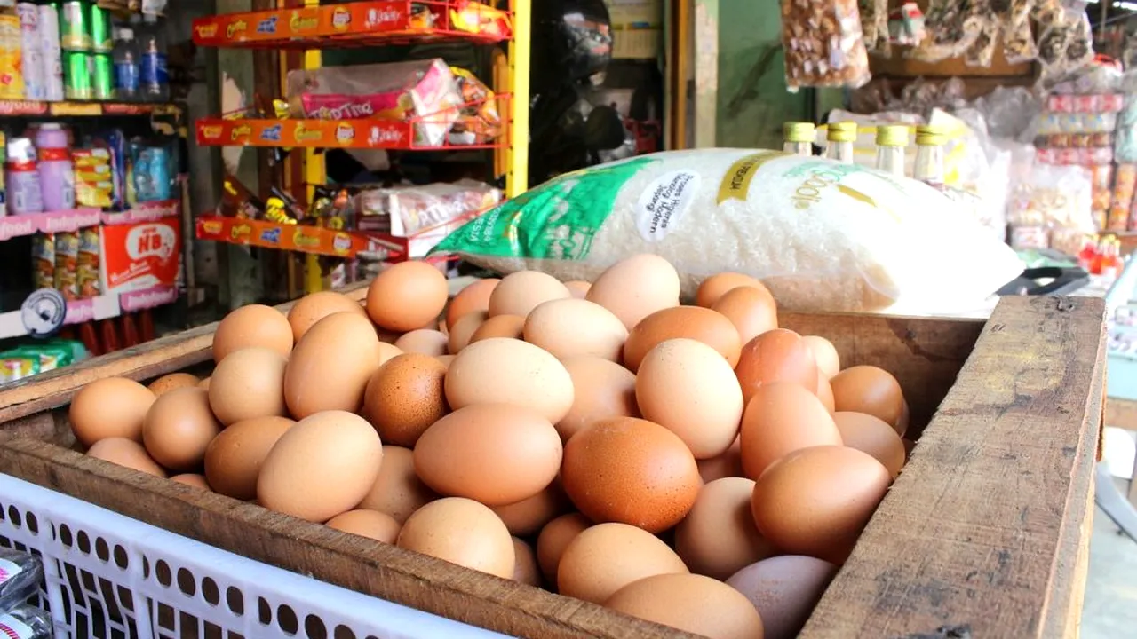 Efectul coronavirus. Prețul ouălor a EXPLODAT! Un carton se vinde de trei ori mai scump!
