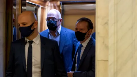 Prima ședință a Coaliției, după demiterea lui Vlad Voiculescu, a început. Deputat USR PLUS: Nu mai există un cec în alb