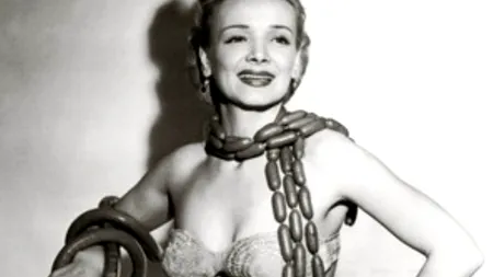 GALERIE FOTO: Miss Cartoful, Miss Scutece, Miss Cârnați - cele mai neobișnuite concursuri de frumusețe din istorie