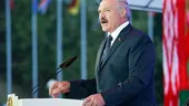 Lukașenko îi pregătește pe belaruși de război? „Să pună mâna pe drapel şi tot înainte!”