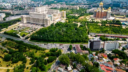 Cu cât se vinde un teren cu vedere la vilele de protocol de pe malul Lacului Floreasca, în București. A fost rescos la licitație