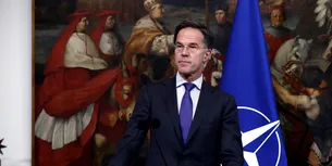 <span style='background-color: #000d68; color: #fff; ' class='highlight text-uppercase'>ALEGERI ÎN SUA</span> Mark RUTTE îl felicită pe Donald Trump pentru victoria obținută în alegeri