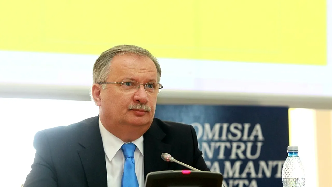 PSD vrea o nouă lege a Educației. Învățăturile plagiatorului Ioan Mang către succesorul său Remus Pricopie