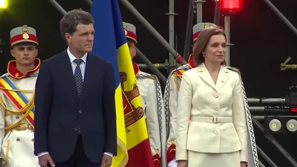 Republica Moldova marchează 35 de ani de independență cu o paradă militară de amploare. Nicușor Dan, prezent la eveniment