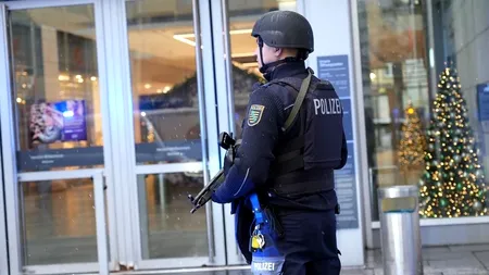 FOTO: Luare de ostatici într-un mall din orașul german Dresda. Există informații că o femeie a fost ucisă / Poliția a evacuat centrul comercial