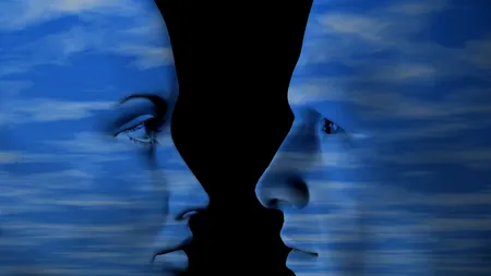 Românii care-și schimbă sexul primesc o nouă IDENTITATE. Cererea unei persoane din Brăila, admisă de instanță