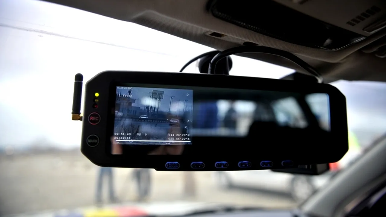 Ce a pățit un șofer care a mers cu 215 km/h pe Autostrada A3 și apoi a fugit de polițiști