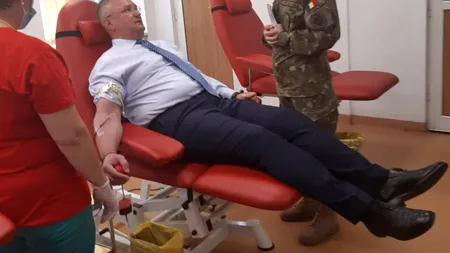 Premierul Nicolae Ciucă a ajuns la spital. „Să dovedim umanitate și, prin gesturi simple și firești, să salvăm vieți!”