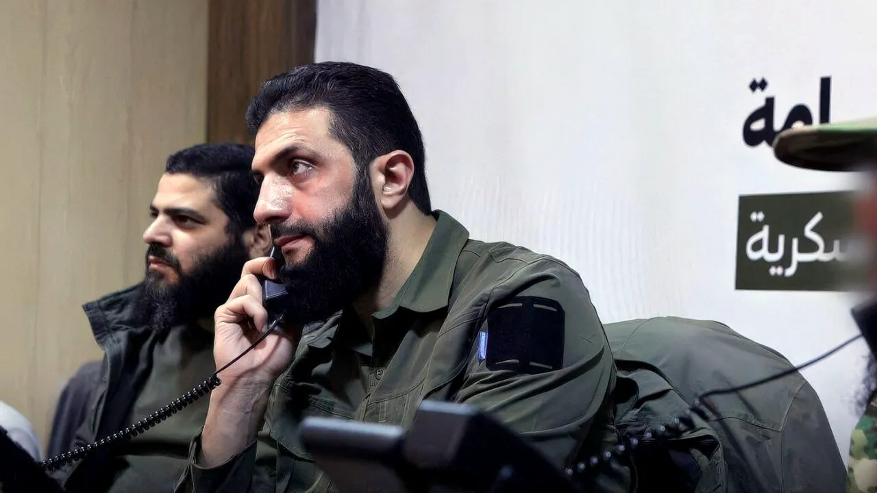 Liderul rebelilor din Siria, considerat un „eliberator”, căutat de FBI. SUA au oferit 10 milioane de dolari pentru informații despre el