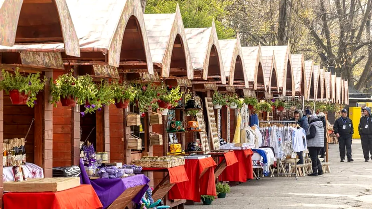 Cu câți lei se vinde turta dulce la Târgul de PAȘTE al Capitalei 2023. Bucureștenii au crezut că nu văd bine