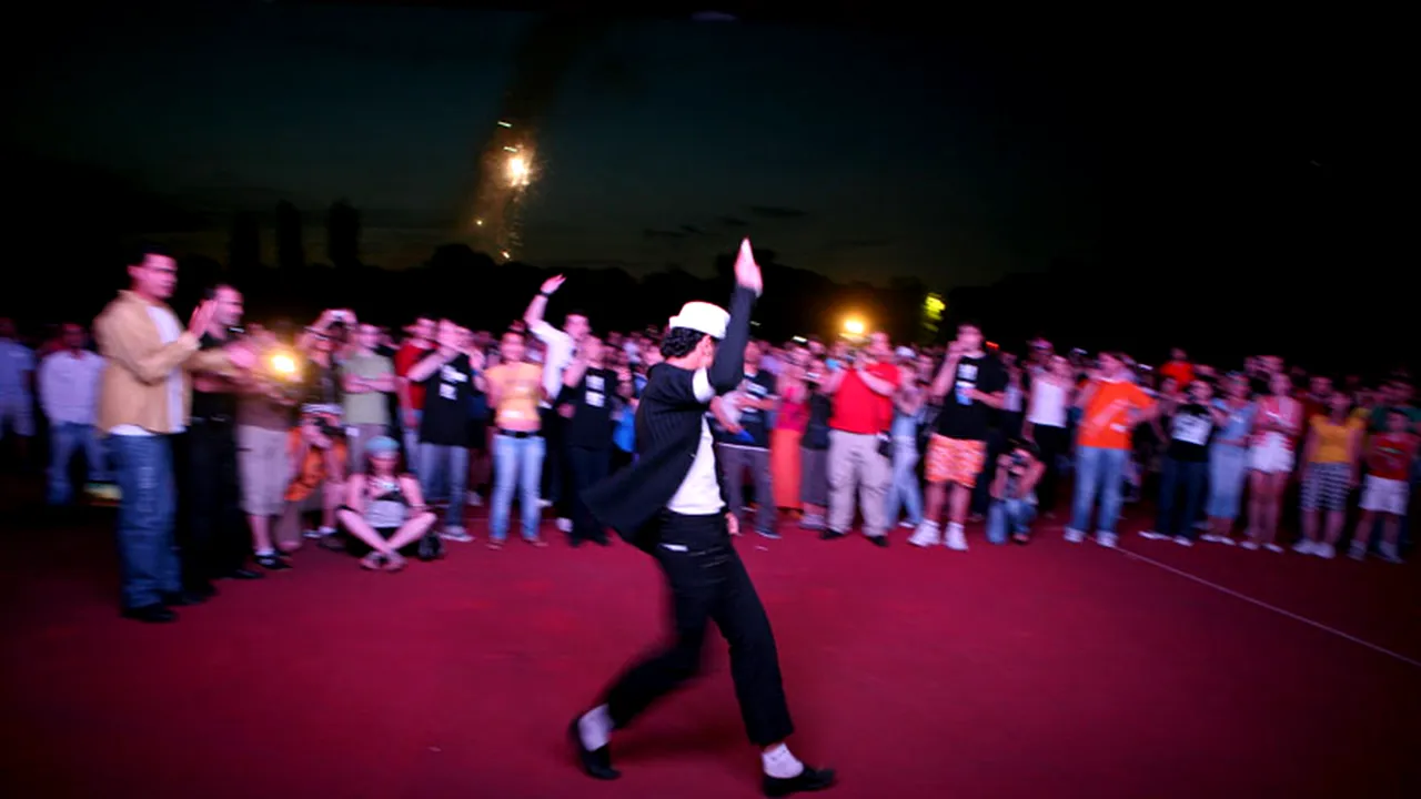 Atractivitatea unei persoane, decisă de felul în care aceasta se mișcă în timp ce dansează