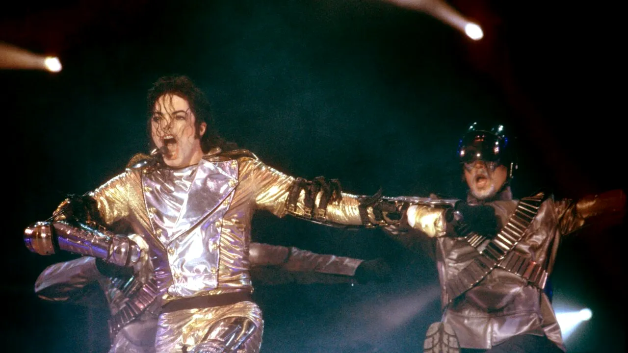 Casete cu melodii PIERDUTE ale lui Michael Jackson, găsite întâmplător într-un container de depozitare