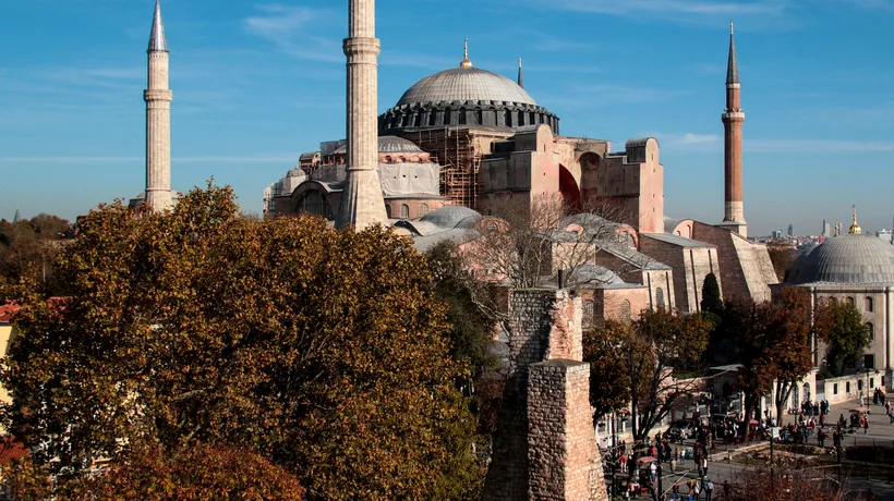 Erdogan anunță că o celebră biserică din Istanbul ar putea fi redenumită moschee