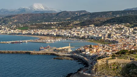 Cine sunt românii arestați în Grecia sub acuzația de spionaj. Unul este un baschetbalist profesionist, iar celălalt locuiește în Atena